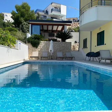 Jelena Apartmán Seget Vranjica