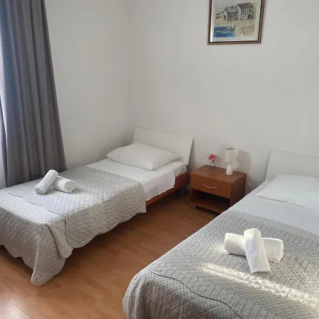 Jelena * Seget Vranjica